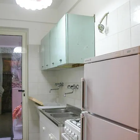 Elios, Iside Casa vacanze Sapri